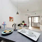 4bnb - Cozy Albornoz Flat דירה רומא