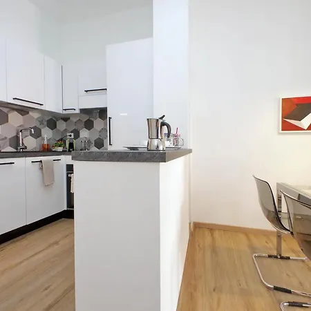Appartement 4bnb - Cozy Albornoz Flat Rome