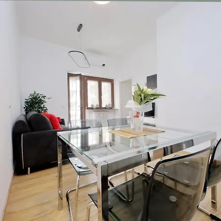 Appartamento 4bnb - Cozy Albornoz Flat Roma