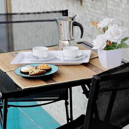 Apartamento 4bnb - Cozy Albornoz Flat Roma